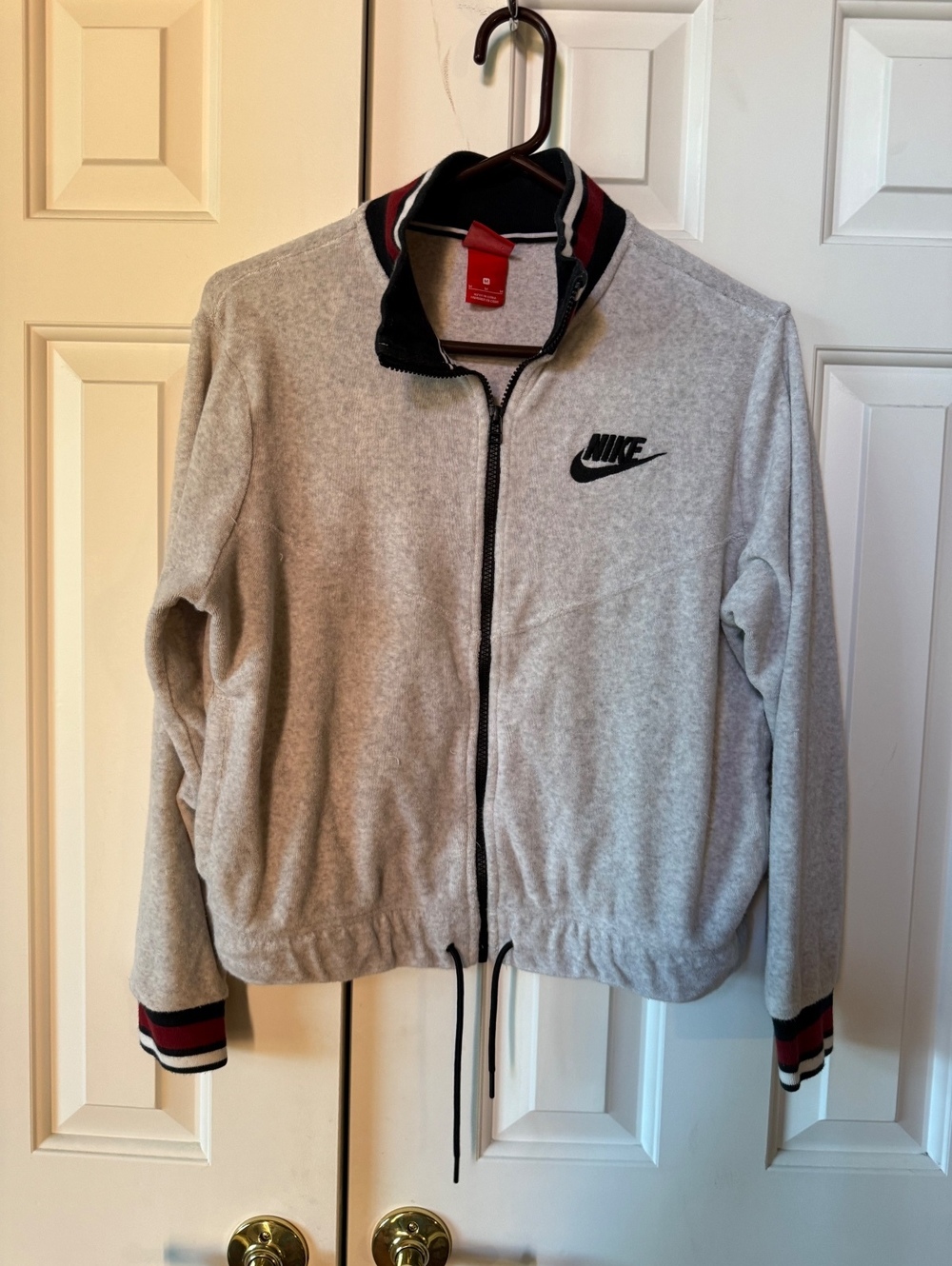 Vintage Nike Men's Medium Gray Full-Zip Jacket with Black and Red Trim